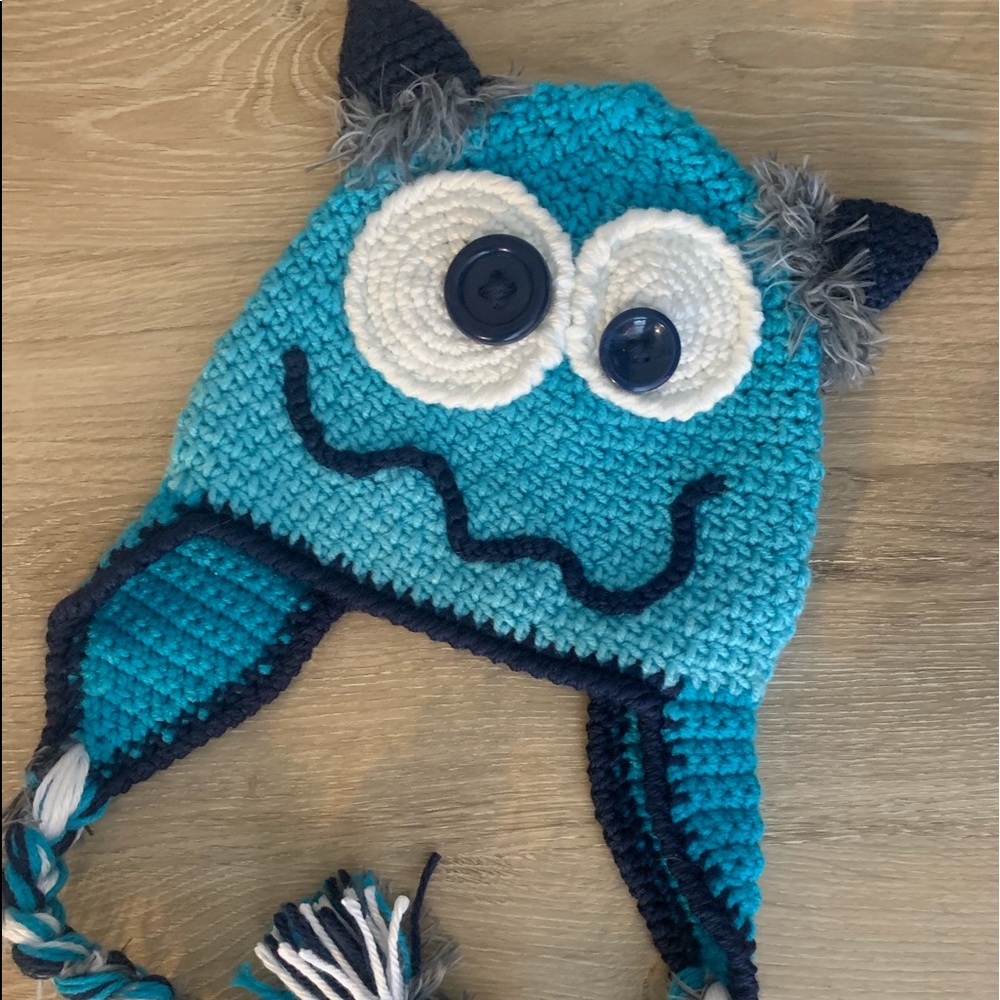 Hand made new born baby hat
